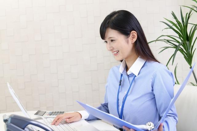 未経験可！事務業務チャレンジ歓迎！土日祝休み！週払い有